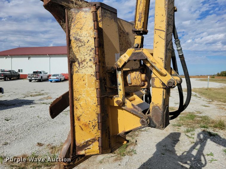 image for item EA2664 2001 John Deere 7210 MFWD tractor