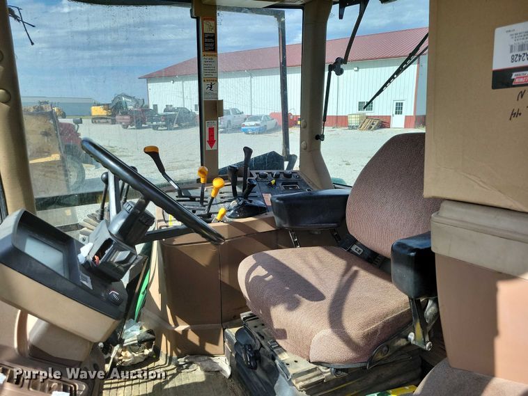 image for item EA2664 2001 John Deere 7210 MFWD tractor
