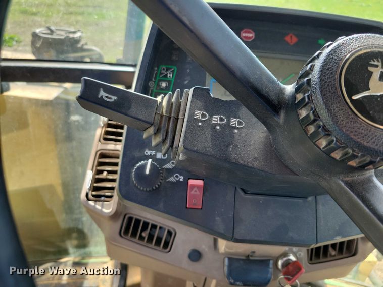 image for item EA2664 2001 John Deere 7210 MFWD tractor