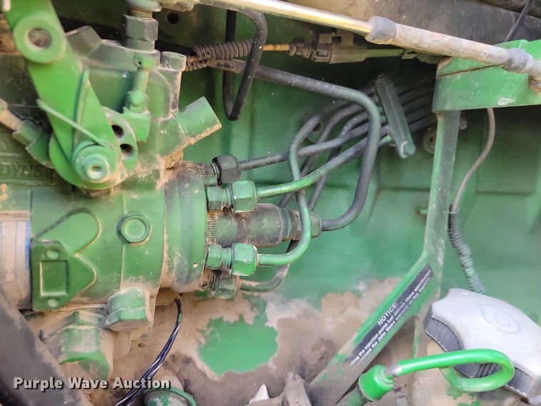 image for item EA2664 2001 John Deere 7210 MFWD tractor