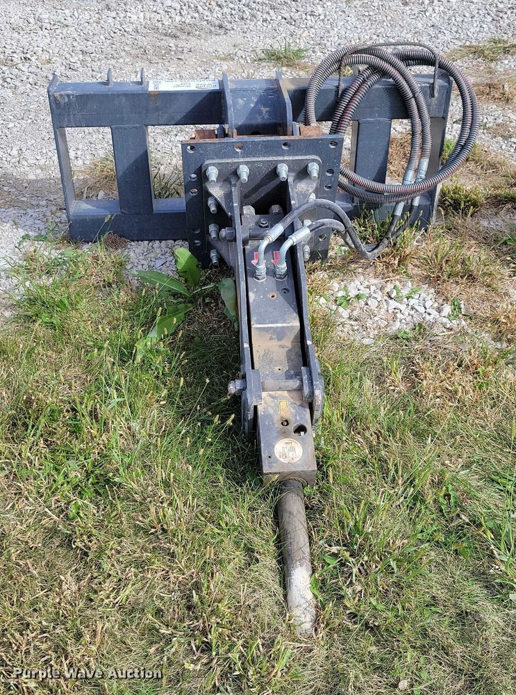 image for item EA2666 United Attachment skid steer breaker