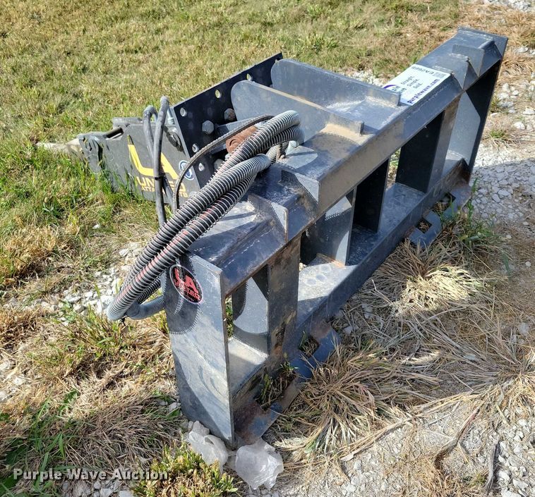 image for item EA2666 United Attachment skid steer breaker