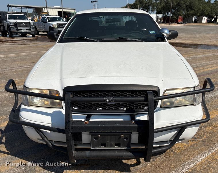 image for item EA6971 2010 Ford Crown Victoria Police Interceptor 