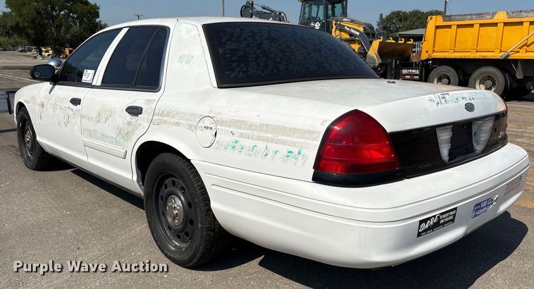 image for item EA6971 2010 Ford Crown Victoria Police Interceptor 