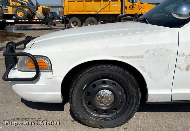 image for item EA6971 2010 Ford Crown Victoria Police Interceptor 