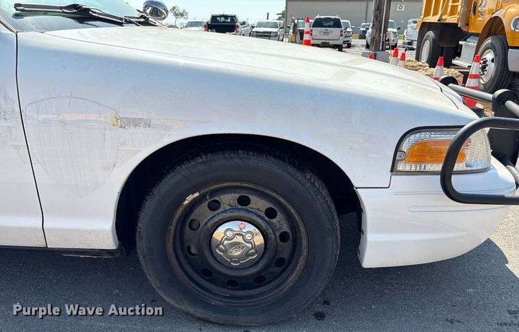 image for item EA6971 2010 Ford Crown Victoria Police Interceptor 