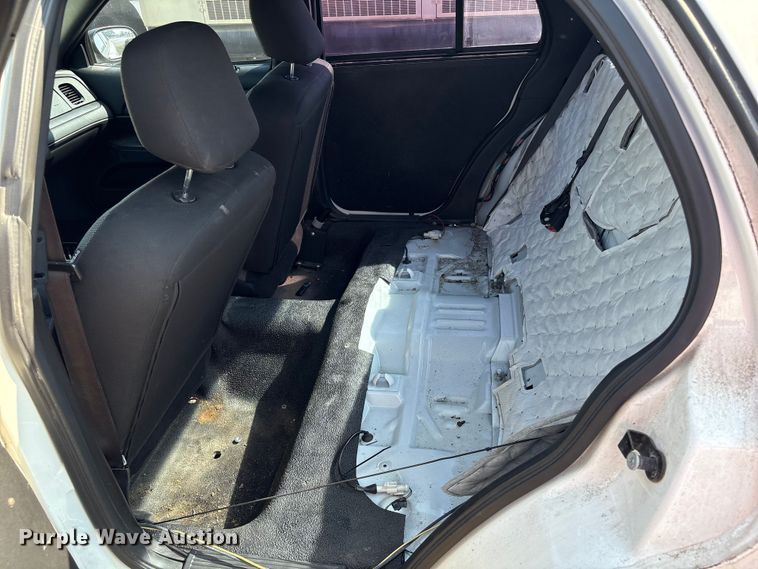 image for item EA6971 2010 Ford Crown Victoria Police Interceptor 