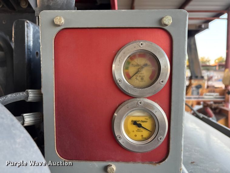 image for item EA7618 2008 Asphalt Zipper AZ-500 cold planer