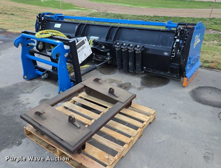 image for item EB1131 Kage KBSS12 wheel loader snow pusher