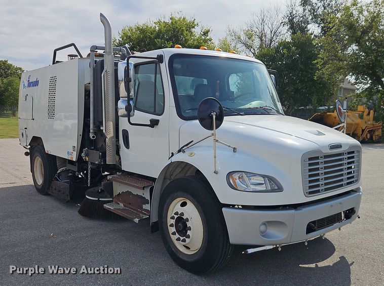 image for item EB8375 2014 Freightliner M2 street sweeper truck