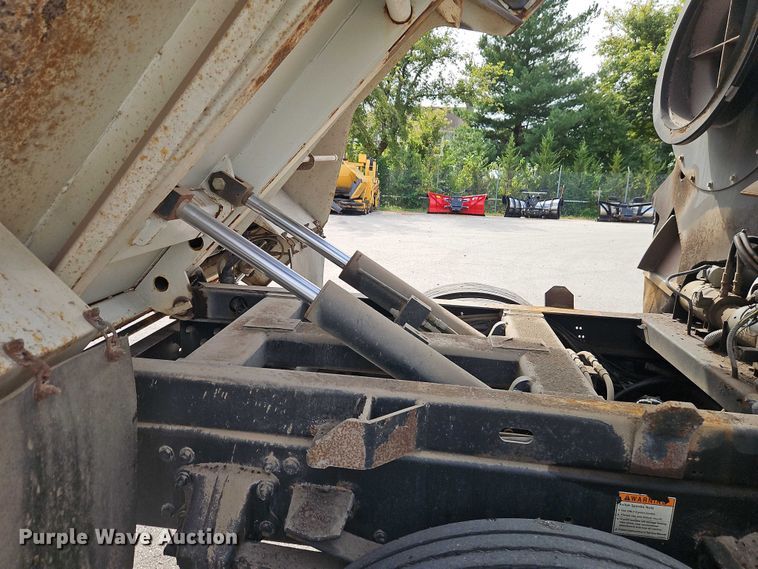 image for item EB8375 2014 Freightliner M2 street sweeper truck