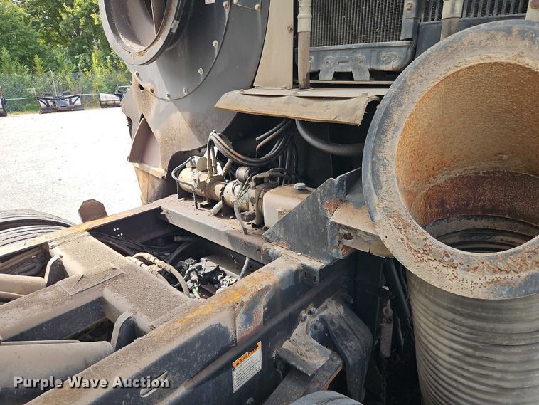 image for item EB8375 2014 Freightliner M2 street sweeper truck