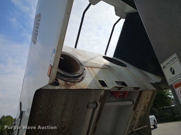 image for item EB8375 2014 Freightliner M2 street sweeper truck