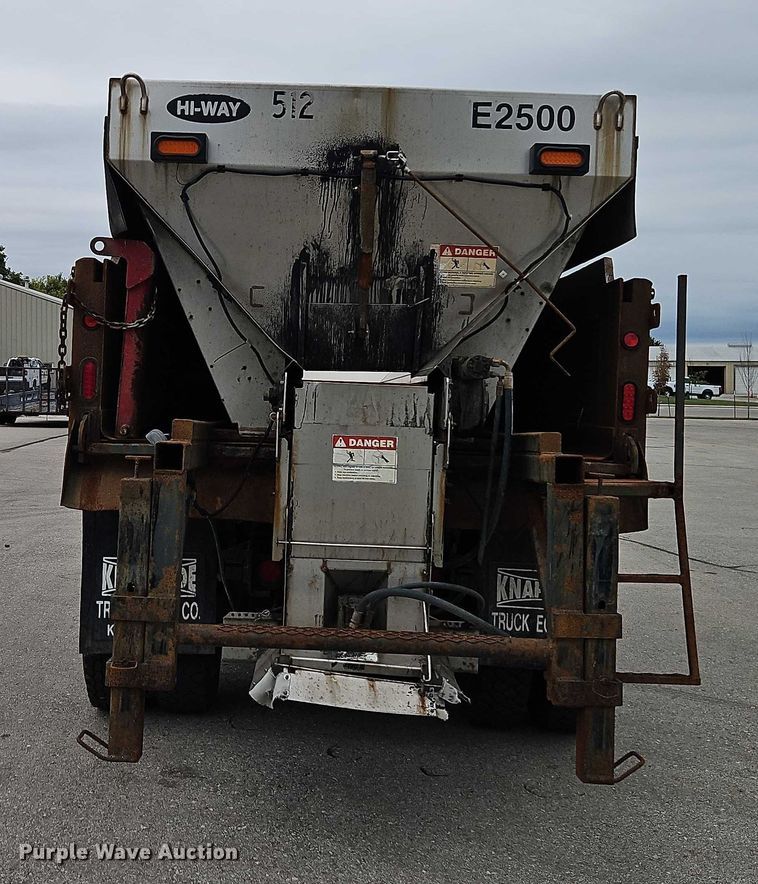 image for item EB8378 2009 International SA525 dump truck