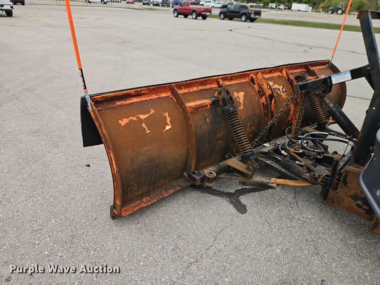 image for item EB8378 2009 International SA525 dump truck