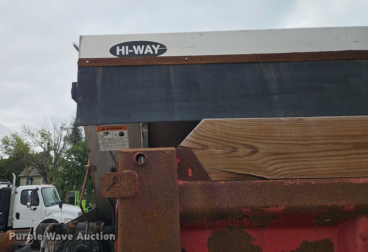 image for item EB8378 2009 International SA525 dump truck