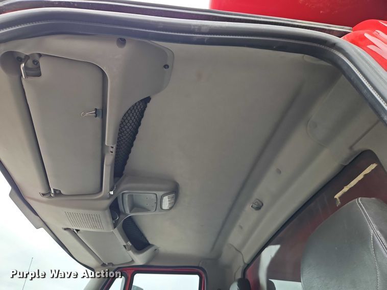 image for item EB8378 2009 International SA525 dump truck