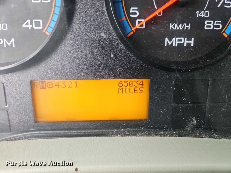 image for item EB8378 2009 International SA525 dump truck