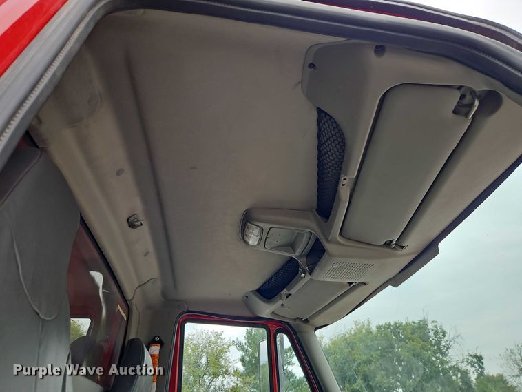 image for item EB8378 2009 International SA525 dump truck