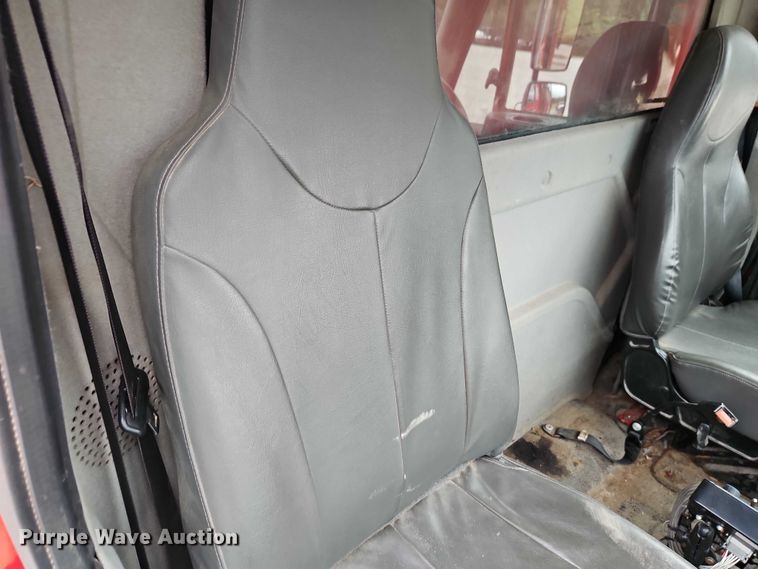 image for item EB8378 2009 International SA525 dump truck