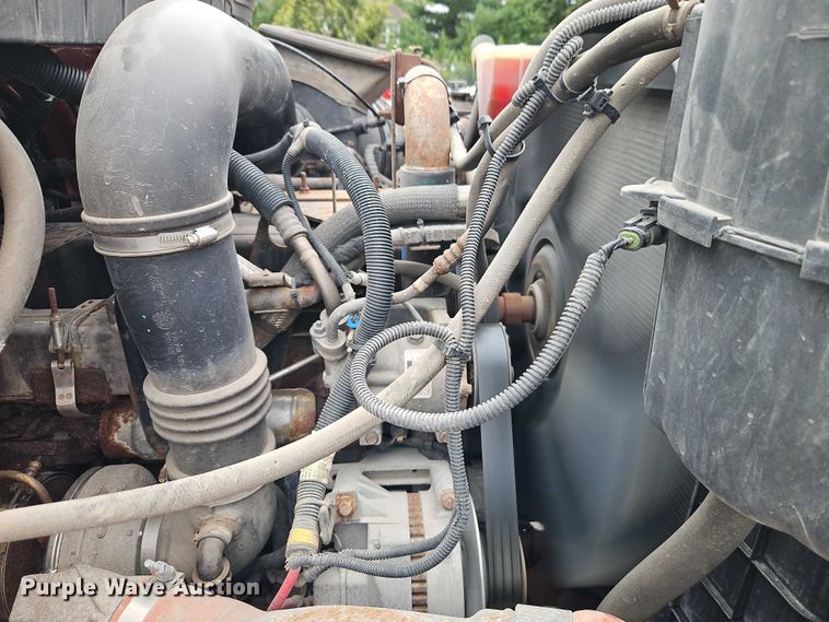 image for item EB8378 2009 International SA525 dump truck