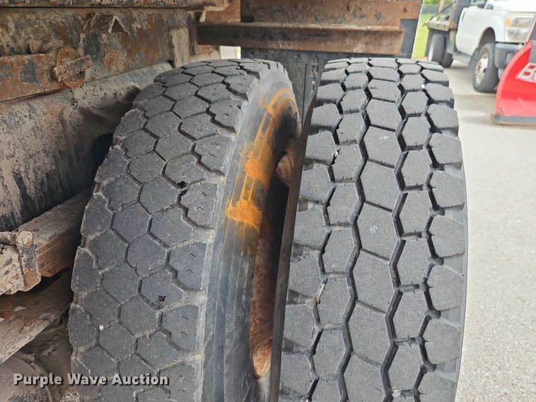 image for item EB8378 2009 International SA525 dump truck