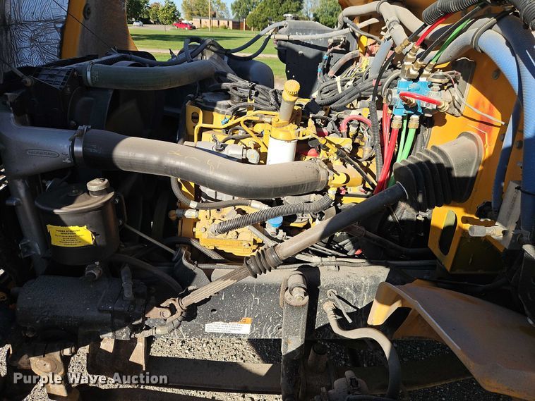 image for item EB8398 2004 Thomas Built school bus