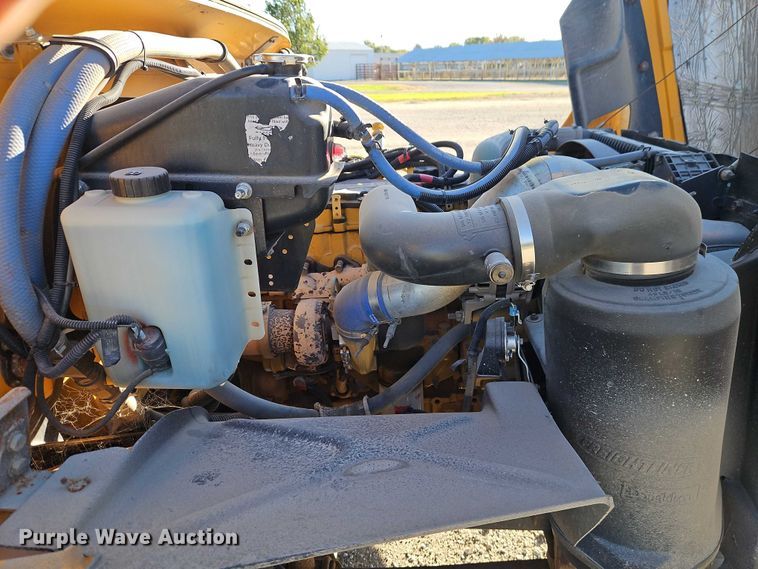 image for item EB8398 2004 Thomas Built school bus