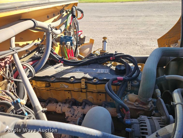 image for item EB8398 2004 Thomas Built school bus