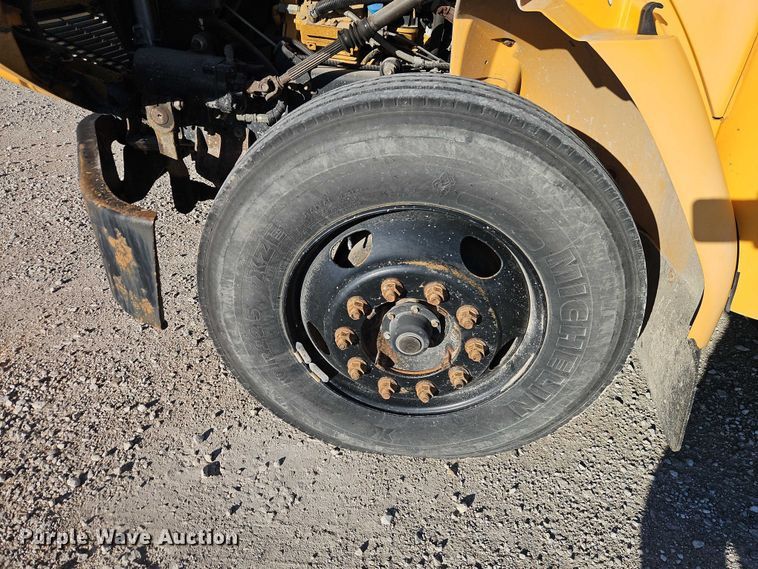 image for item EB8398 2004 Thomas Built school bus