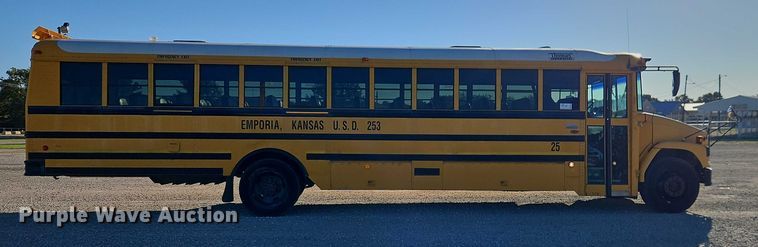 image for item EB8399 2004 Thomas Built school bus