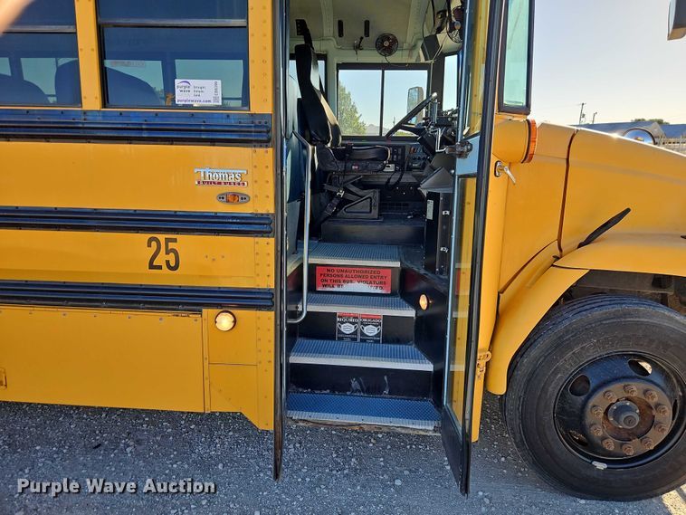 image for item EB8399 2004 Thomas Built school bus