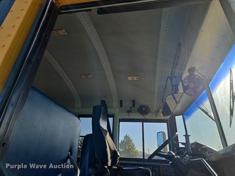 image for item EB8399 2004 Thomas Built school bus