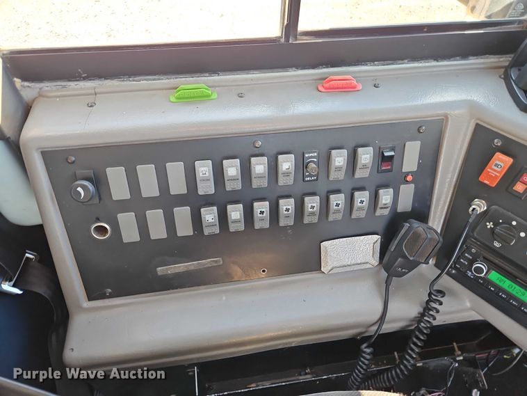 image for item EB8399 2004 Thomas Built school bus