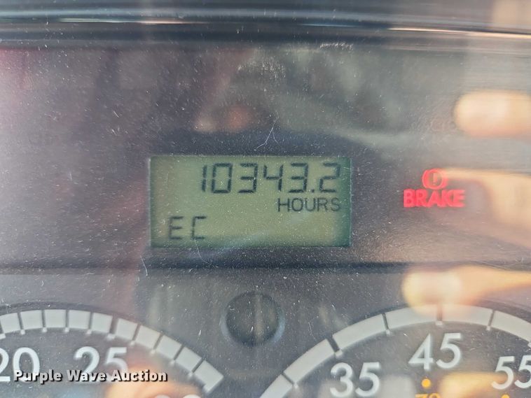 image for item EB8399 2004 Thomas Built school bus