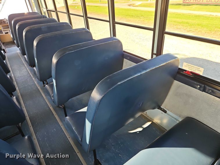 image for item EB8399 2004 Thomas Built school bus