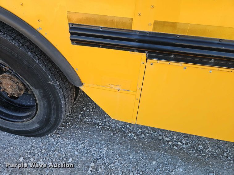 image for item EB8400 2004 Thomas Built school bus