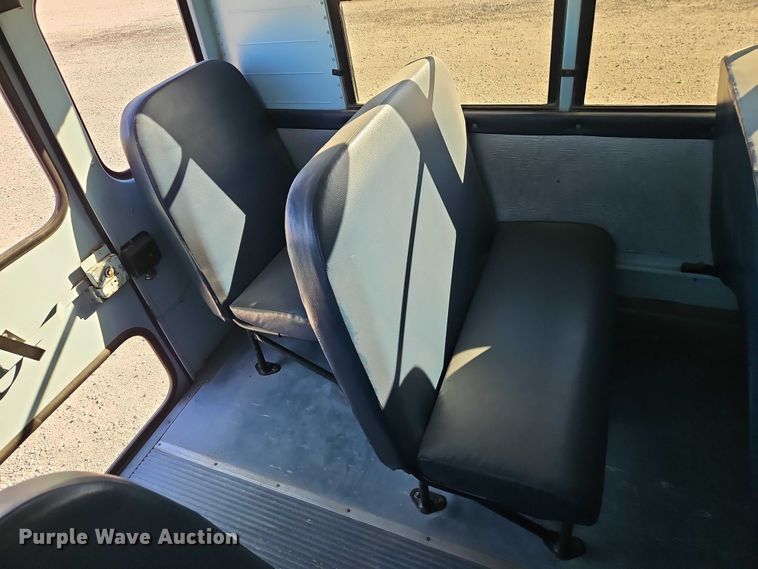 image for item EB8400 2004 Thomas Built school bus