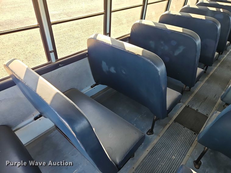 image for item EB8400 2004 Thomas Built school bus