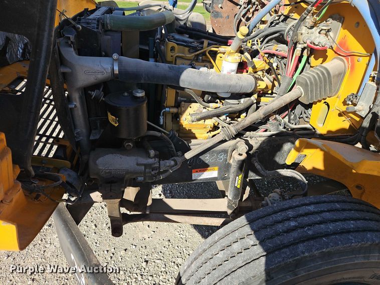 image for item EB8400 2004 Thomas Built school bus