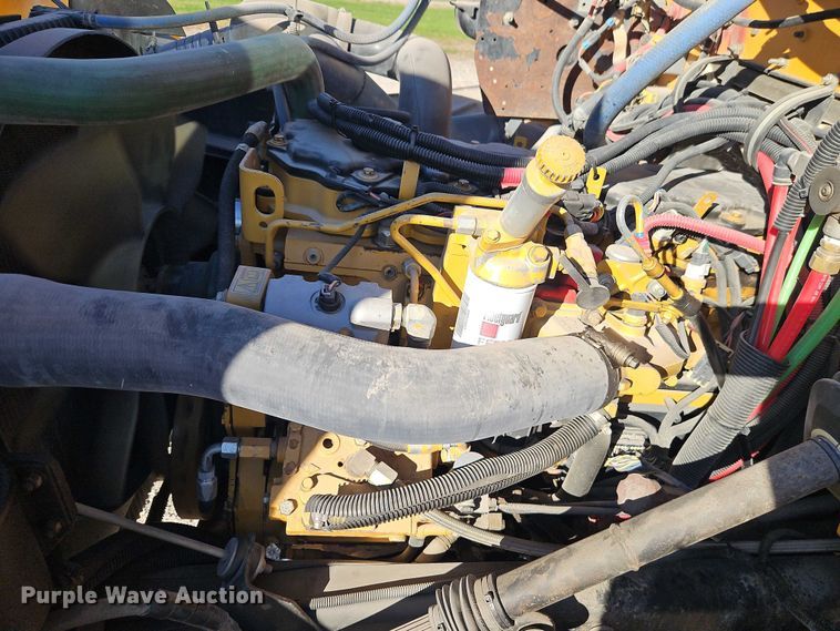 image for item EB8400 2004 Thomas Built school bus