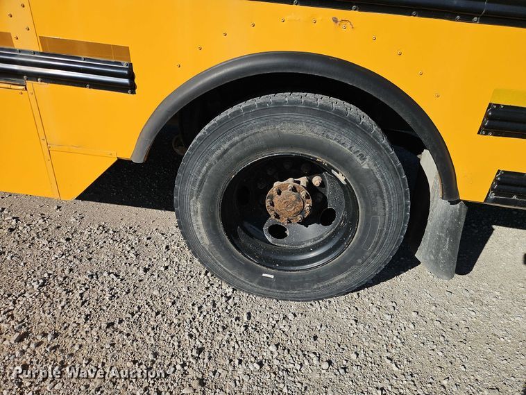 image for item EB8400 2004 Thomas Built school bus