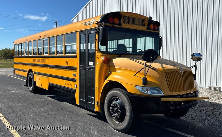 image for item ED2303 2005 International PB105 school bus