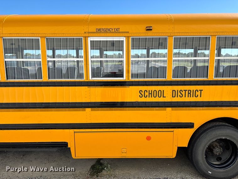 image for item ED2303 2005 International PB105 school bus