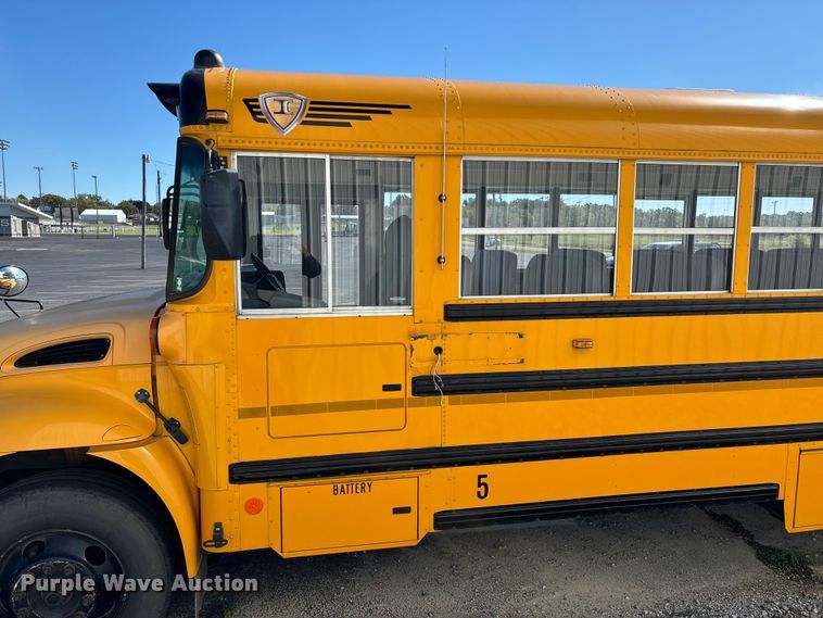 image for item ED2303 2005 International PB105 school bus