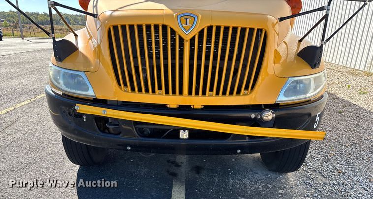 image for item ED2303 2005 International PB105 school bus