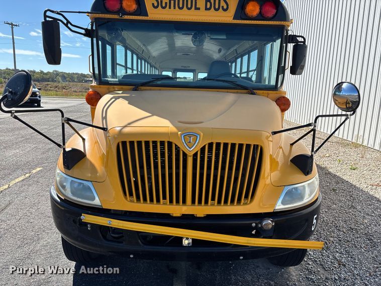 image for item ED2303 2005 International PB105 school bus
