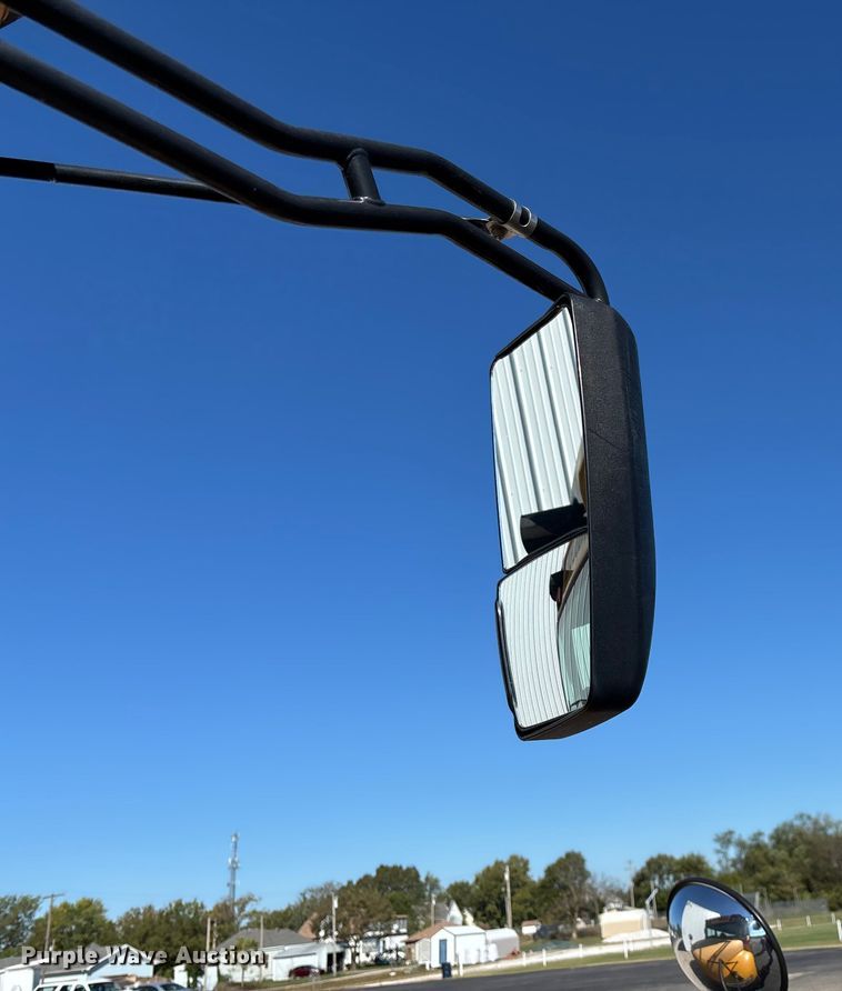 image for item ED2303 2005 International PB105 school bus