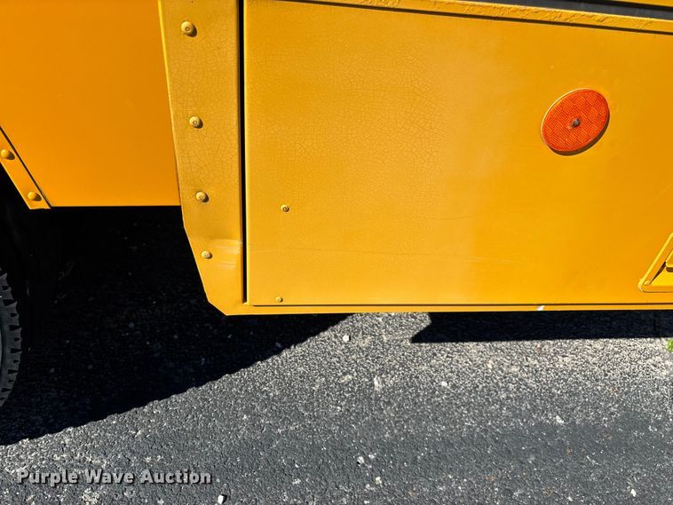 image for item ED2303 2005 International PB105 school bus