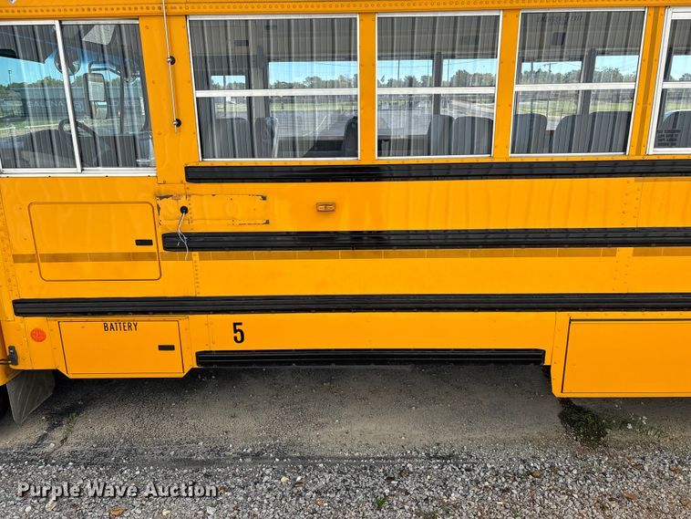 image for item ED2303 2005 International PB105 school bus